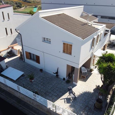 Villa Girasole Алкамо Экстерьер фото